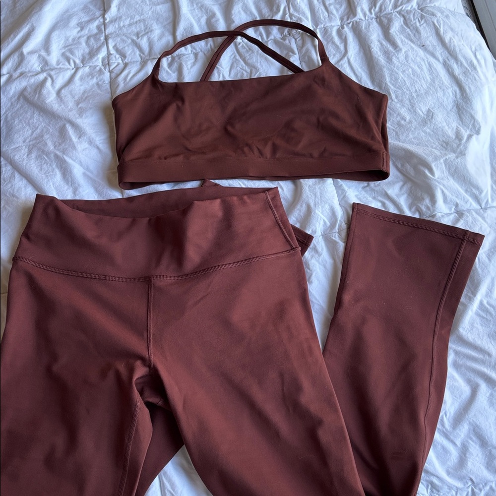 Fabletics sports bra and flare leggings matching set, Brown, size Large/XLarge